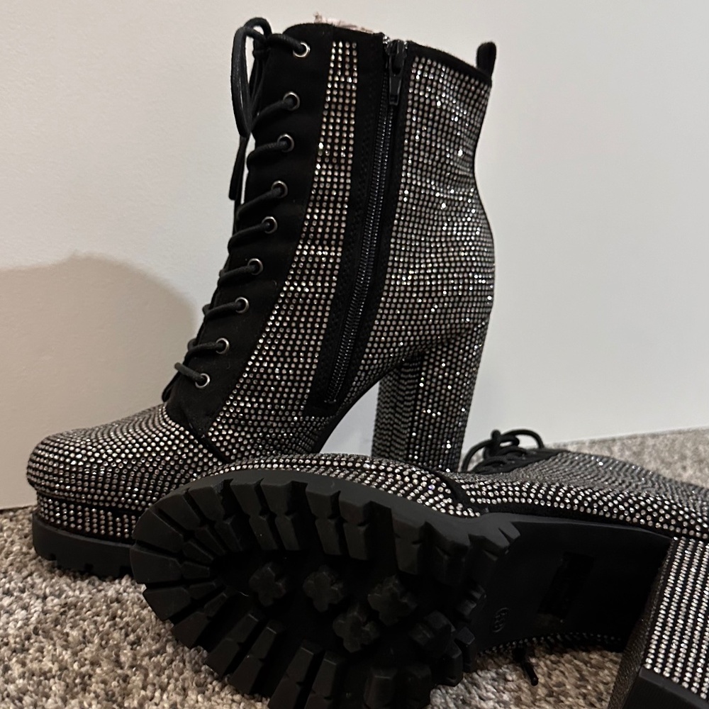 Sparkly heel boots